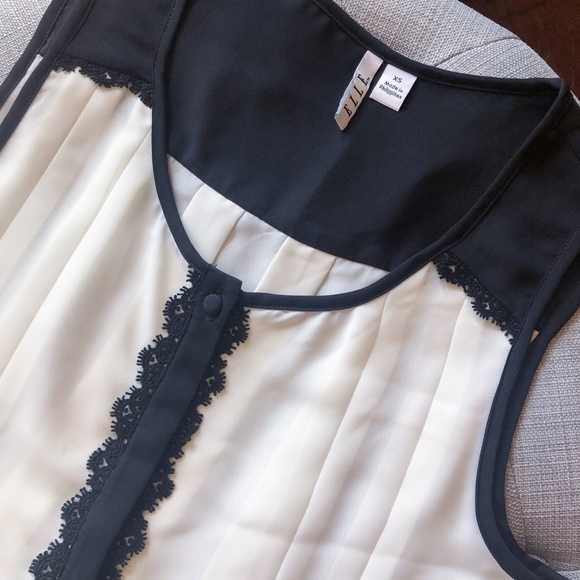 ELLE • Black and White Pleated Lace Tank - Picture 6 of 7